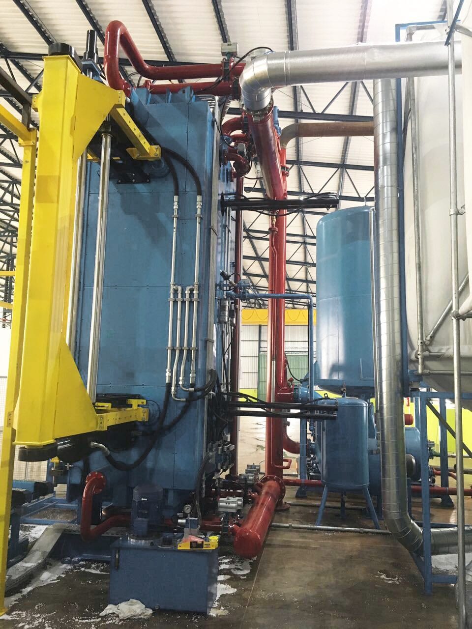 EPS Block Form Machine - Movable Wall